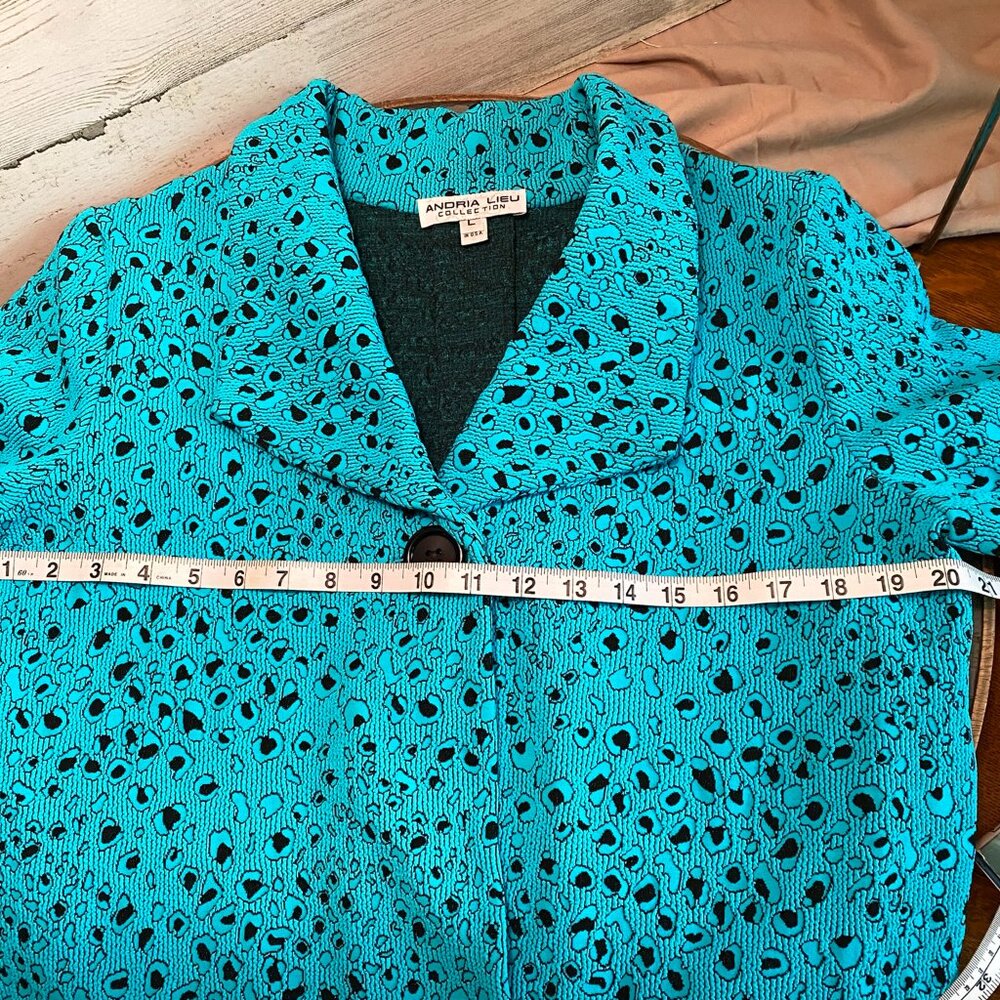 Andria Lieu Collection Short Jacket - Size L - image 6